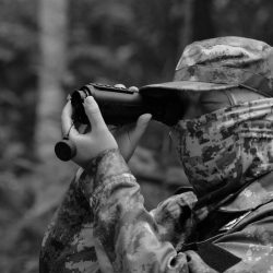 4914ft Long Range Thermal Imaging Monocular High Resolution 384x288px 50Hz 18mm Objective Lens with 32GB Storage 8X Zoom Infrared Thermal Imager Monocular for Wildlife Observation, Hunting - Image 2