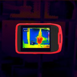 UNI-T UTi120T Thermal Camera Pocket-size 5” TFT Touch Screen 120×90px 400℃ Range IP54 Waterproof Thermal Imager for Industrial Household Heat Water Leak Inspection - Image 2