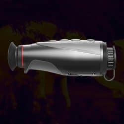 Compact Thermal Monocular with 256×192 VOx Sensor 13mm Lens 670m Detection 25Hz AMOLED Display 9.5H Battery WiFi 8GB Storage IP67 Lightweight Design - Image 4