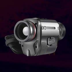Handheld Thermal Monocular with 384×288 Resolution 3.5× Optical Magnification 5× Digital Zoom 1800m Detection Range 50Hz Refresh Rate 18650 Battery
